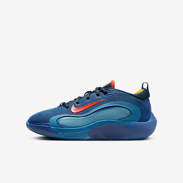 Boys blue nike basketball shoes discount